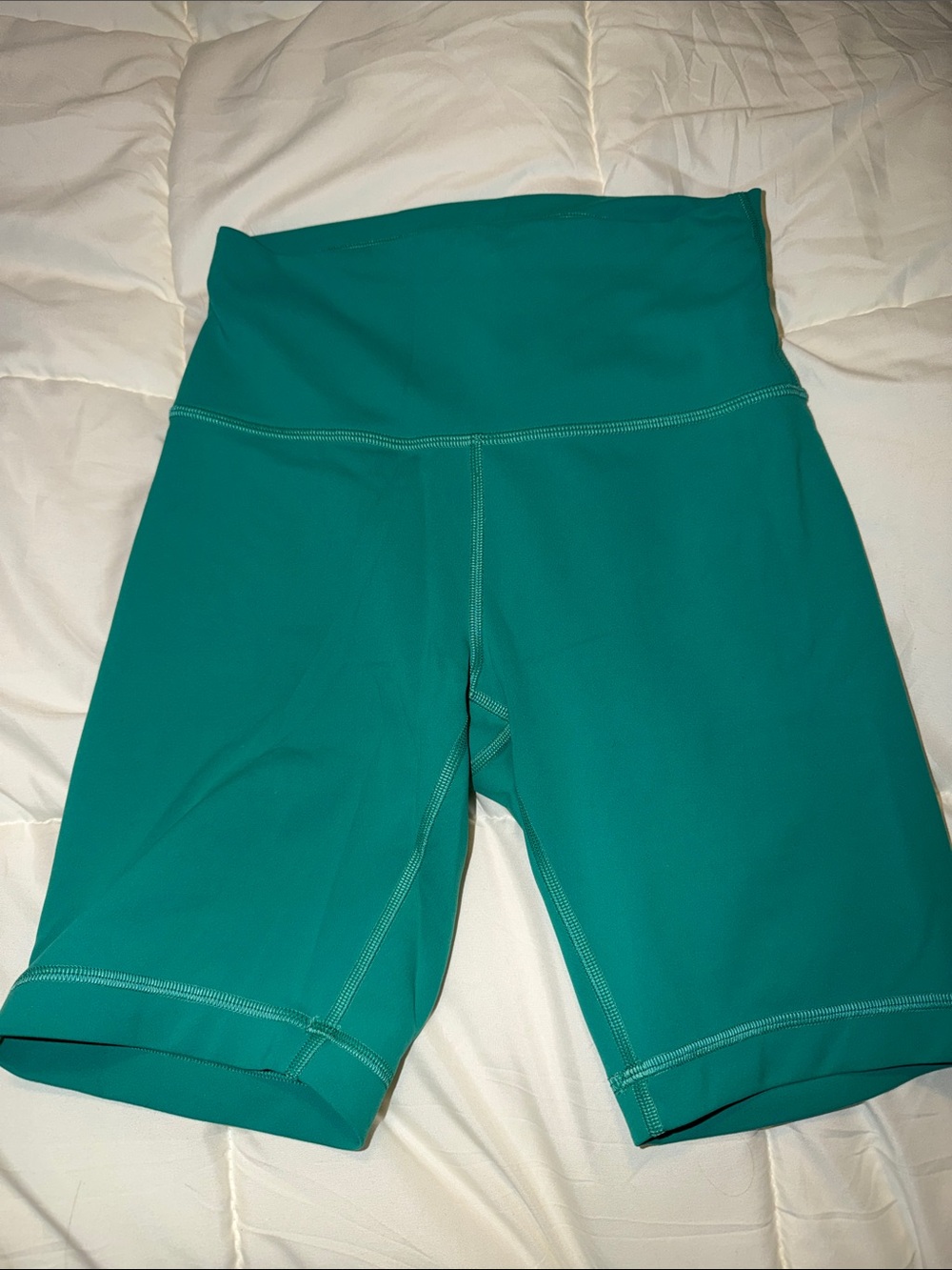 Lululemon Wunder Under High-Waist Teal Lagoon Women’s Bike Shorts- size 6. EUC